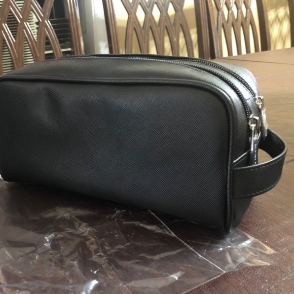 michael kors dopp kit